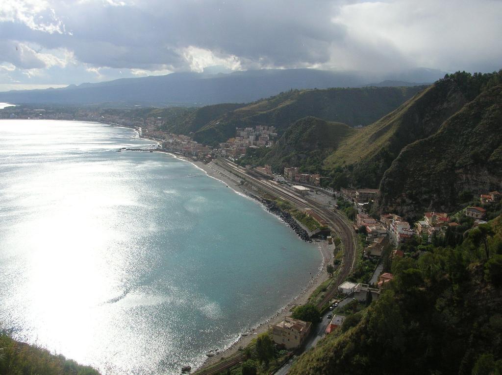 Sotto Il Vulcano Nicolosi Exterior photo
