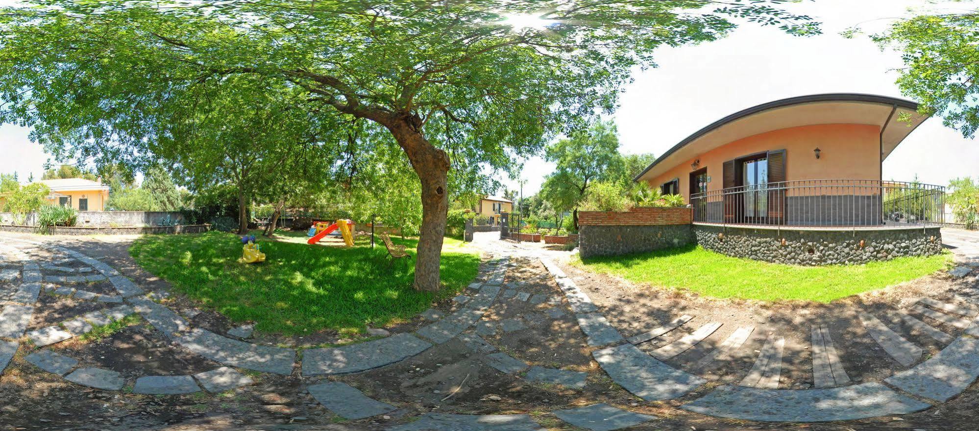 Sotto Il Vulcano Nicolosi Exterior photo